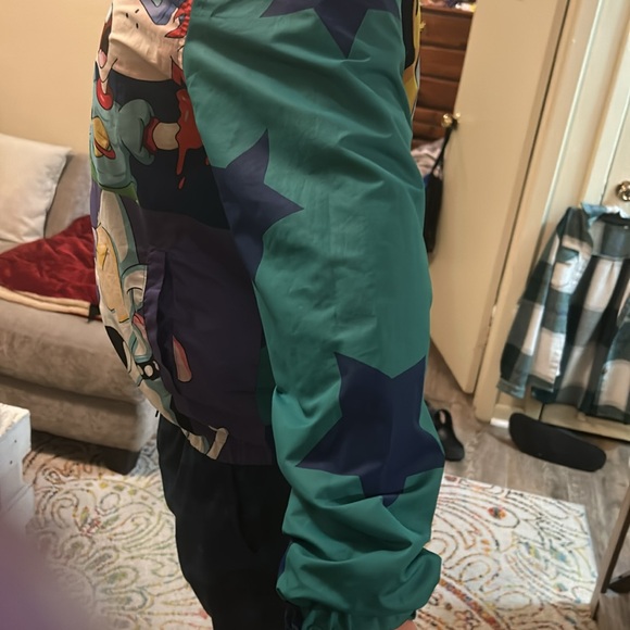 90s toon rain jacket paid 100 asking 50. Size medium in men’s. Has been worn 2x - Picture 4 of 11